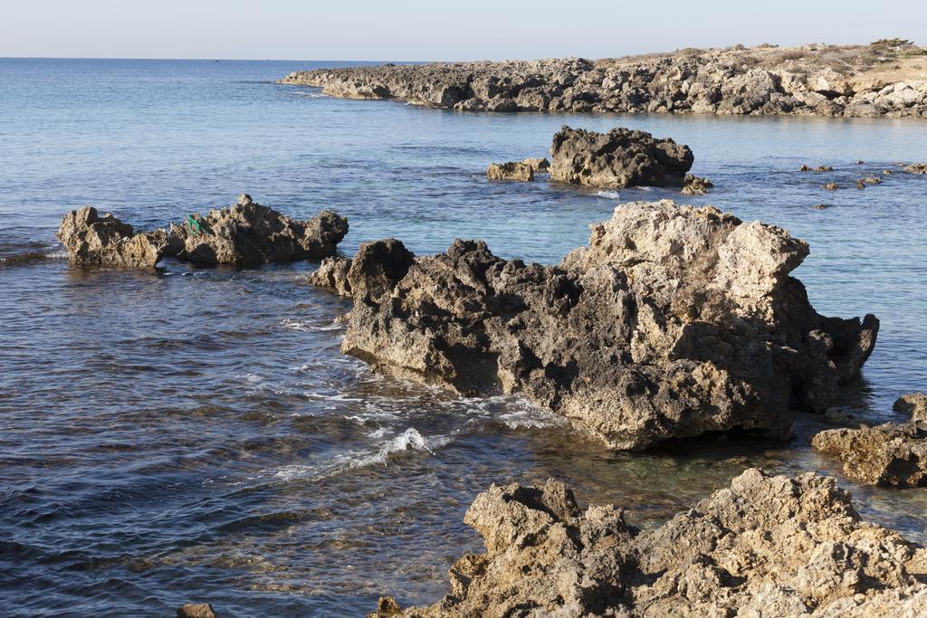 Sud Beach Hotel Fronte Mare By Ria Hotels Marina Di Pulsano Exterior foto