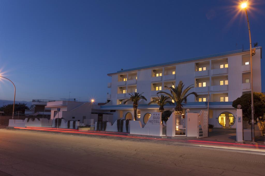 Sud Beach Hotel Fronte Mare By Ria Hotels Marina Di Pulsano Habitación foto